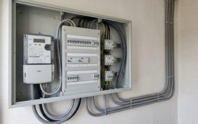 8 tips om kosten te beperken bij het verplaatsen van een meterkast.