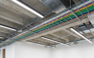 12 tips om bedrijfsruimtes toekomstbestendig te maken met elektra.