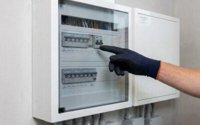 Hoe laat je een elektricien in Voorburg een nieuwe groepenkast installeren?